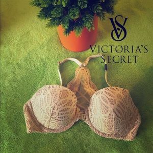 NWT Victoria’s Secrets Bra